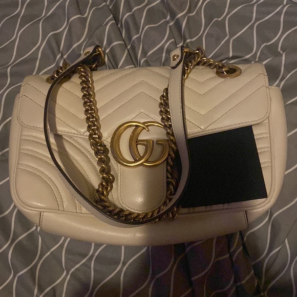 GG Marmont small matelassé shoulder bag I have box and authenticity cards - Picture 12 of 17